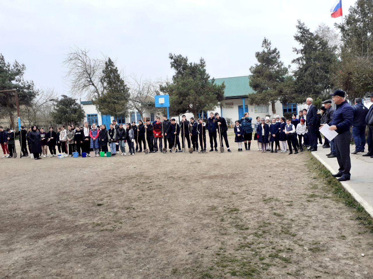 Районный субботник в рамках общереспубликанского субботника..